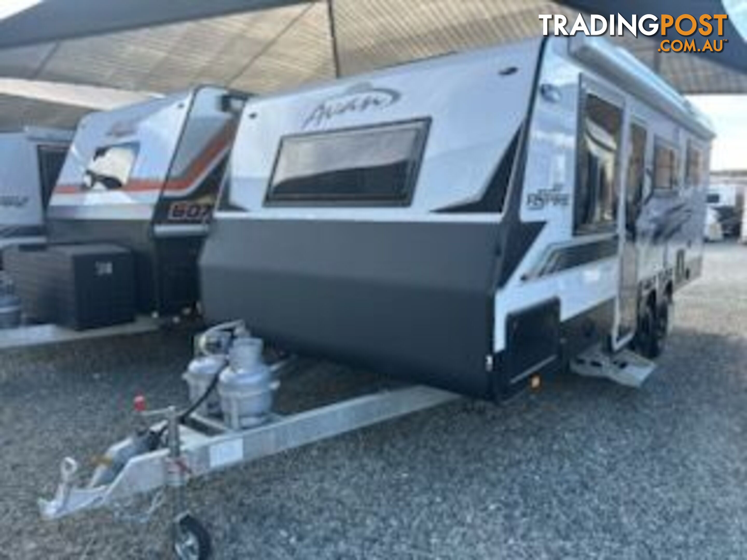Avan Aspire 617 Triple Bunk