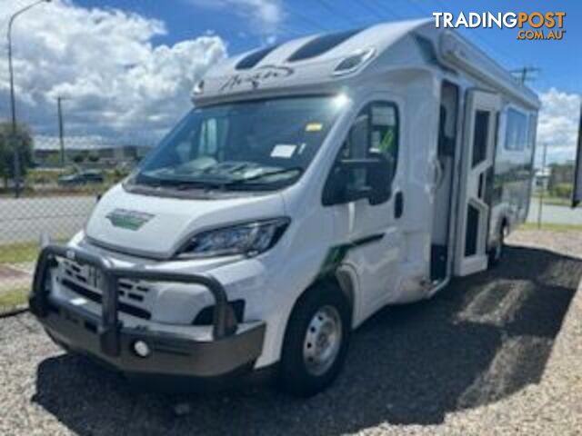 Avan Ovation M10