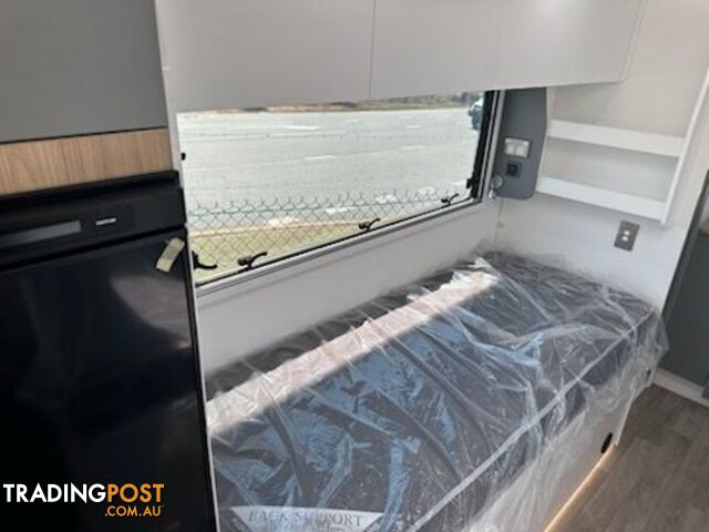 Avan Ovation M10 - photo 3 of 24