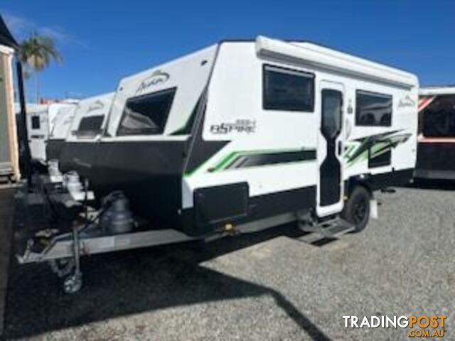 Avan Aspire 555-1 Adventure pack