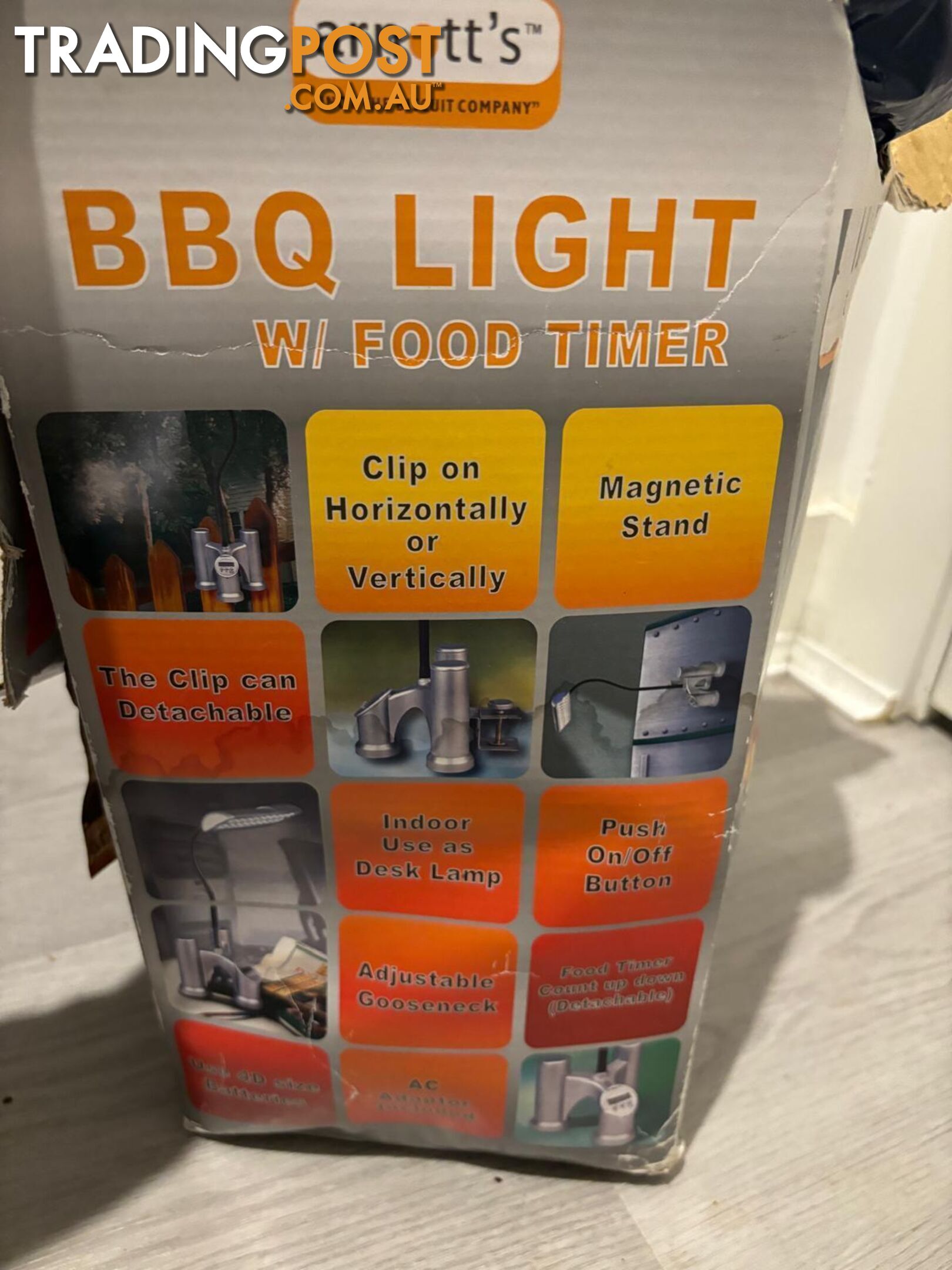 Magnetic BBQ Light BNIB