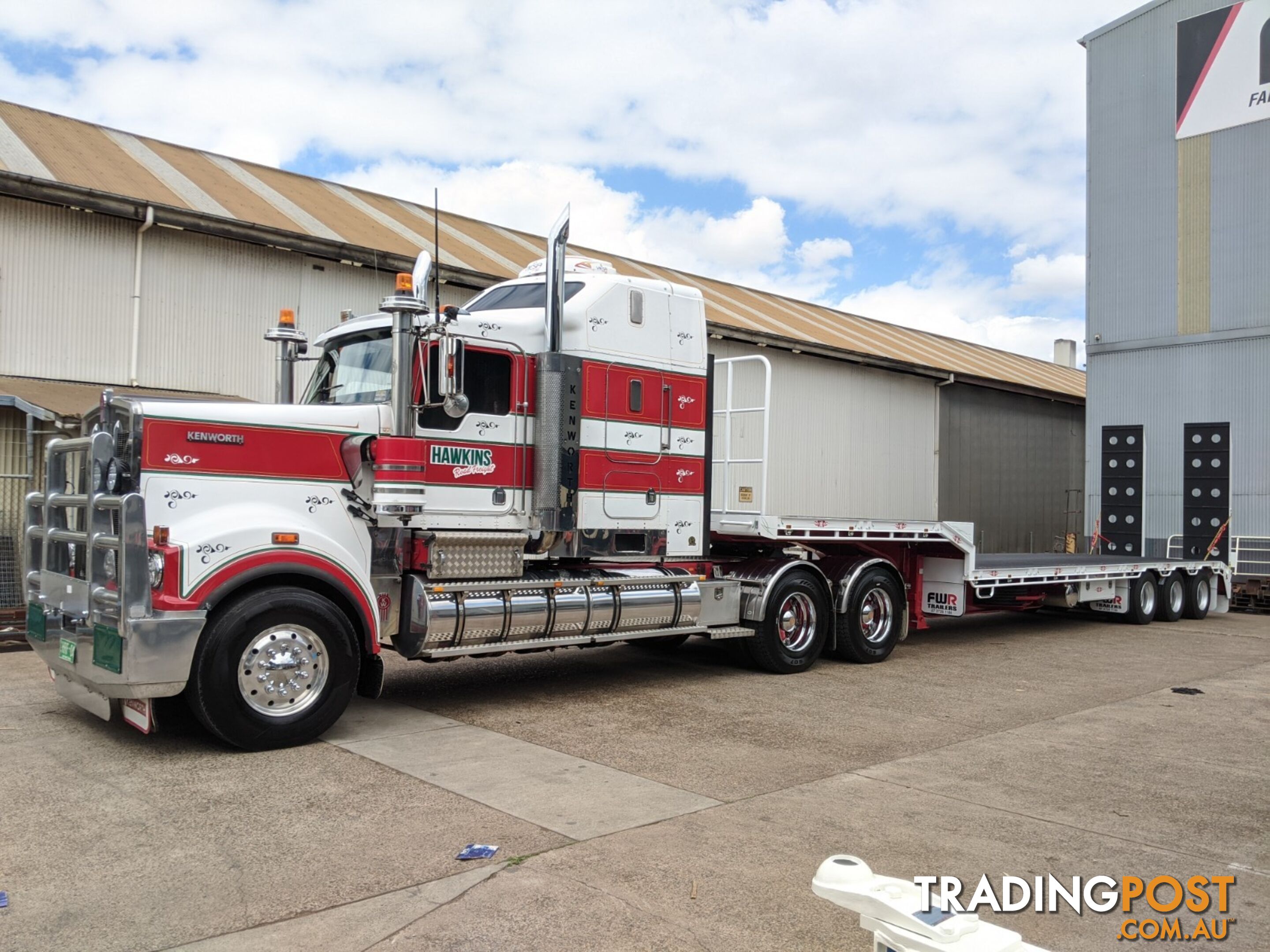 NEW 2023  Tri Axle Drop Deck Trailer - 45ft