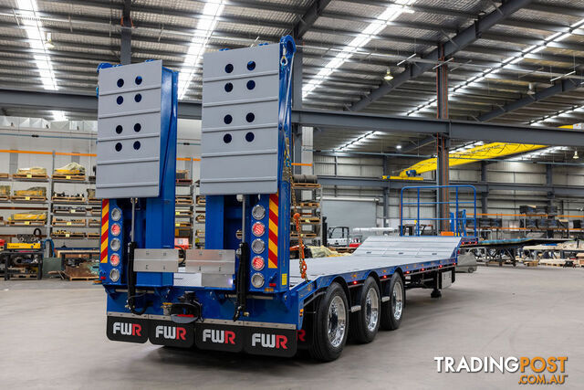 FWR Tri Axle Drop Deck Trailer - 45ft - photo 4 of 13