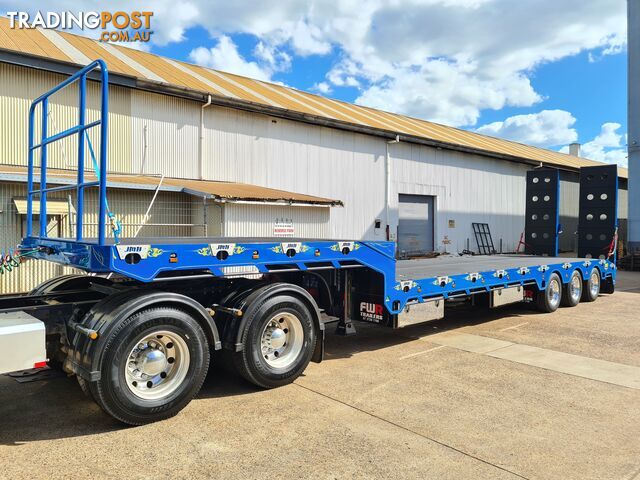 NEW 2023  Tri Axle Drop Deck Trailer - 45ft