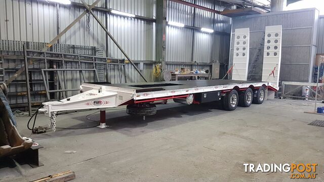 NEW 2023  Tri Axle Tag Trailer