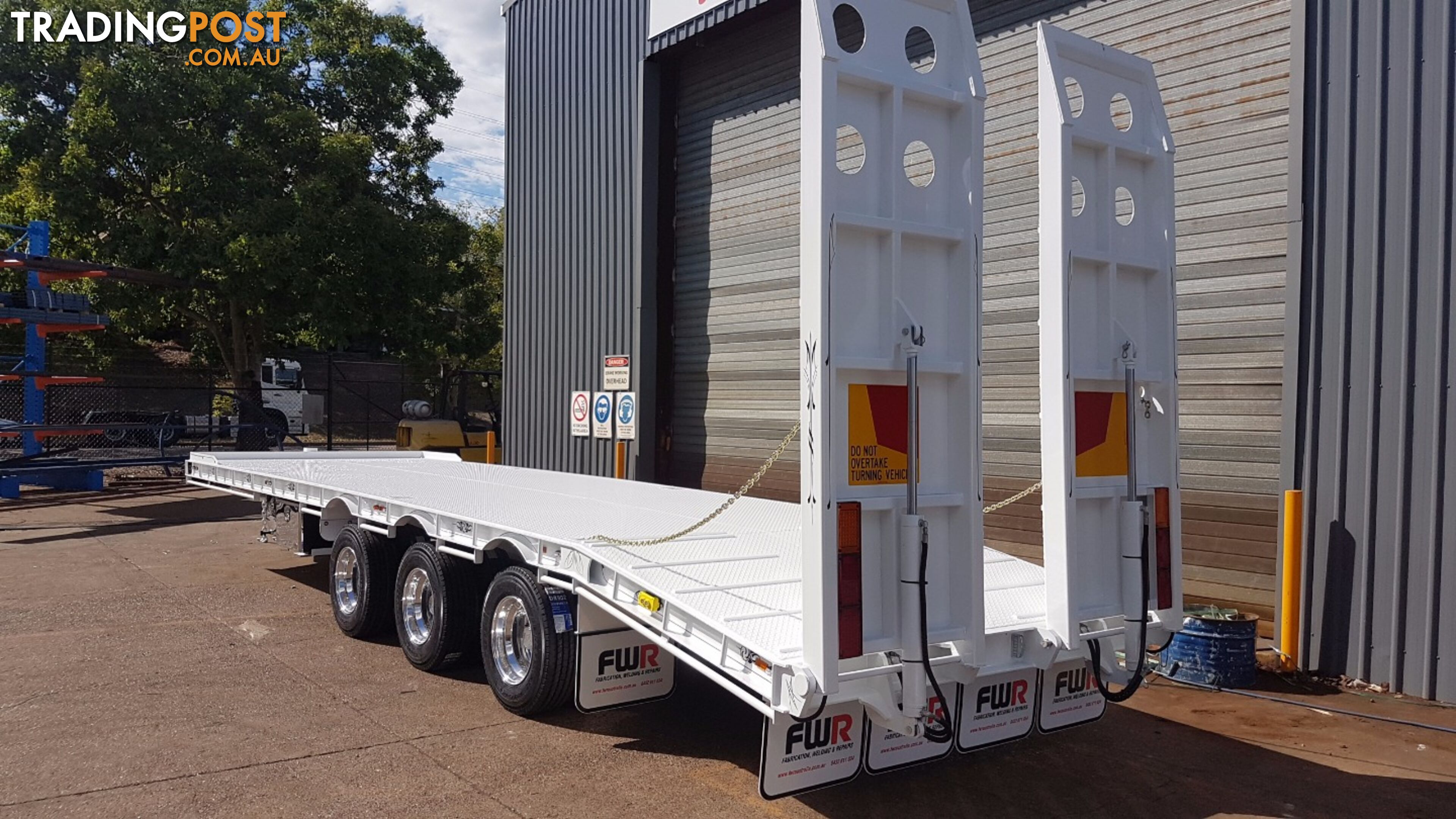 NEW 2023  Tri Axle Tag Trailer