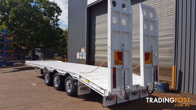 NEW 2023  Tri Axle Tag Trailer