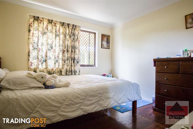 3 Kerry Court Eagleby QLD 4207