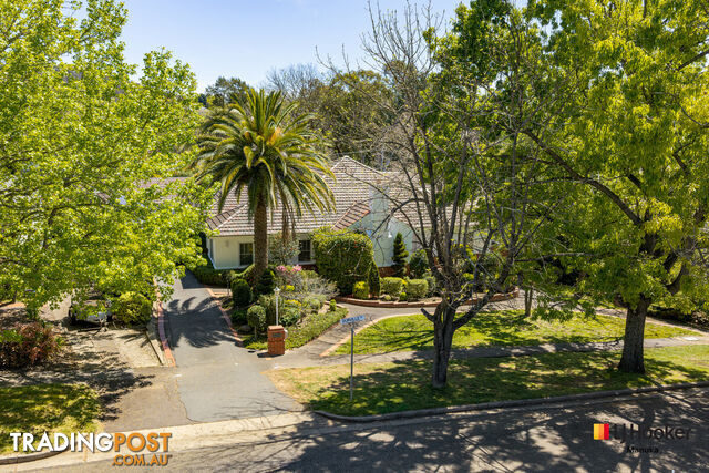 16 Durville Crescent GRIFFITH ACT 2603