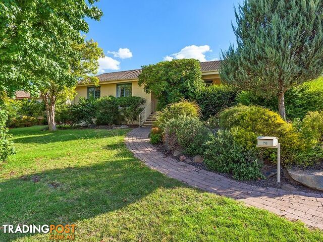 14 McLaren Crescent PEARCE ACT 2607