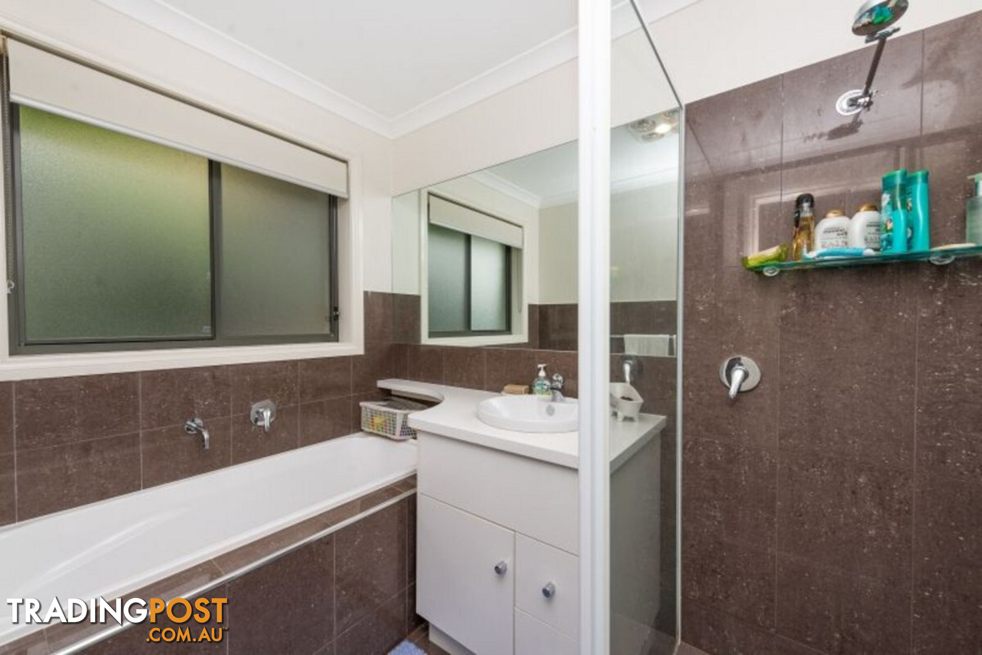 2 Laurence Close JERRABOMBERRA NSW 2619