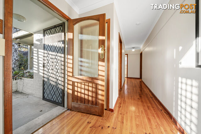 108 Strickland Crescent DEAKIN ACT 2600