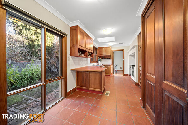 108 Strickland Crescent DEAKIN ACT 2600