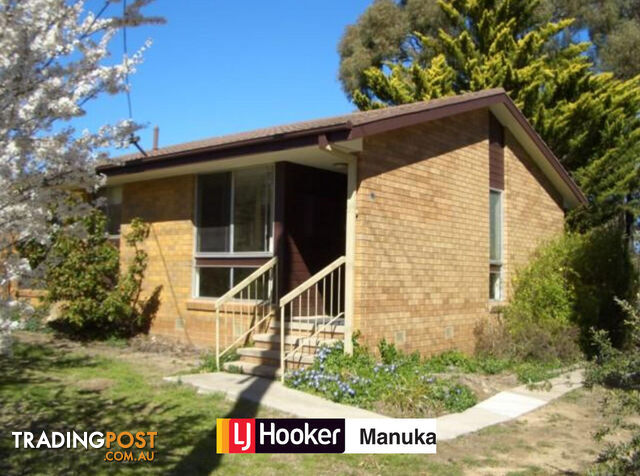 10 Brooke Place WANNIASSA ACT 2903