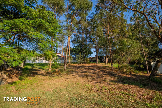 8 Coolamon Court EATONS HILL QLD 4037