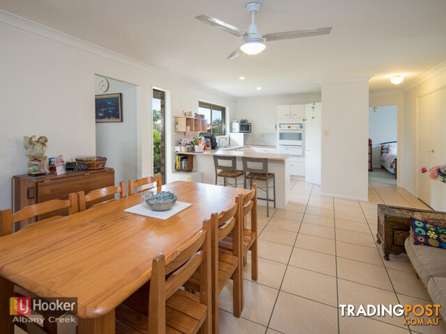 11 Atoll Crescent EATONS HILL QLD 4037