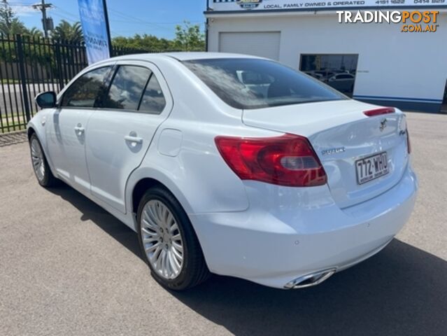 2012  SUZUKI KIZASHI PRESTIGE FR MY11 SEDAN