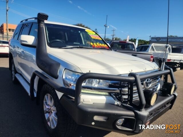 2017 TOYOTA LANDCRUISER VX VDJ200R WAGON