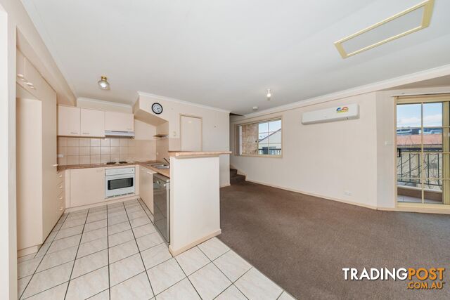 70/11 Fawkner Street BRADDON ACT 2612 - photo 5 of 14