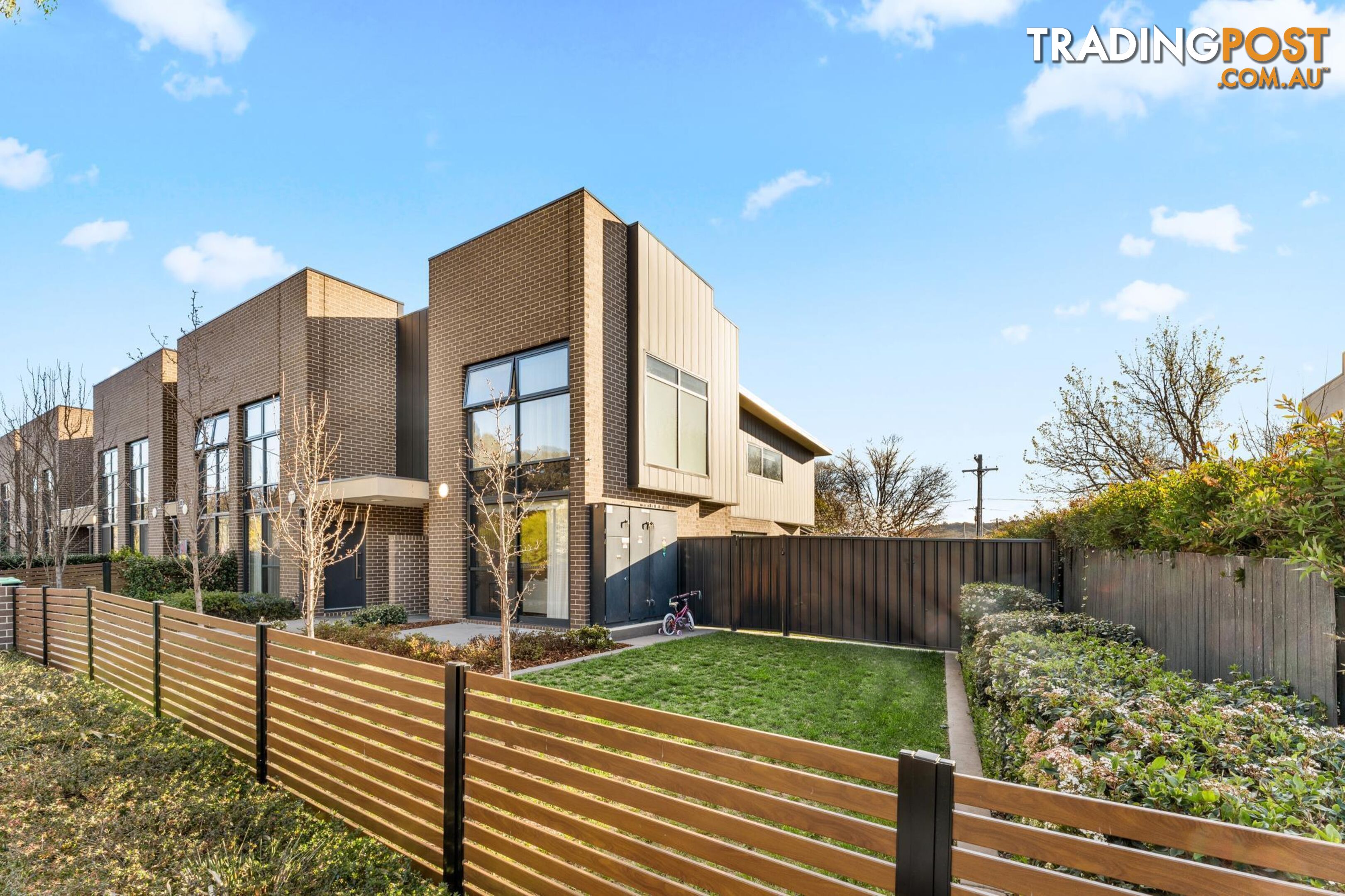 1/9 Oliver Street LYNEHAM ACT 2602