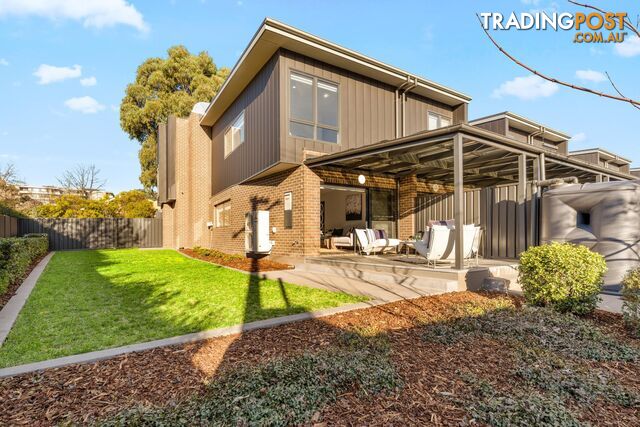 1/9 Oliver Street LYNEHAM ACT 2602