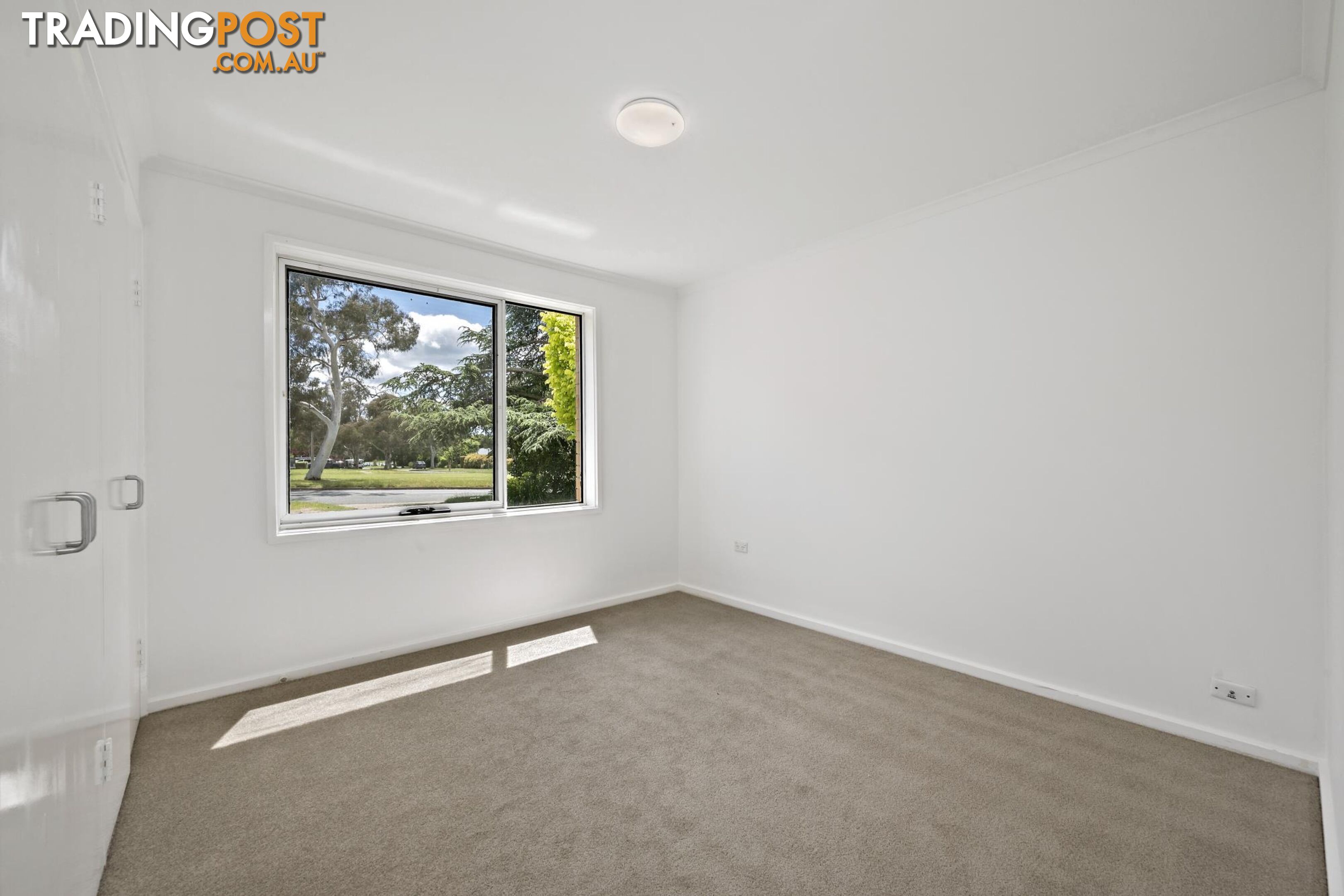 138 Captain Cook Crescent NARRABUNDAH ACT 2604