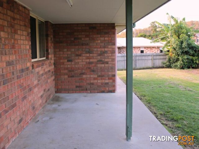 2C GOLF VIEW DRIVE BOYNE ISLAND QLD 4680