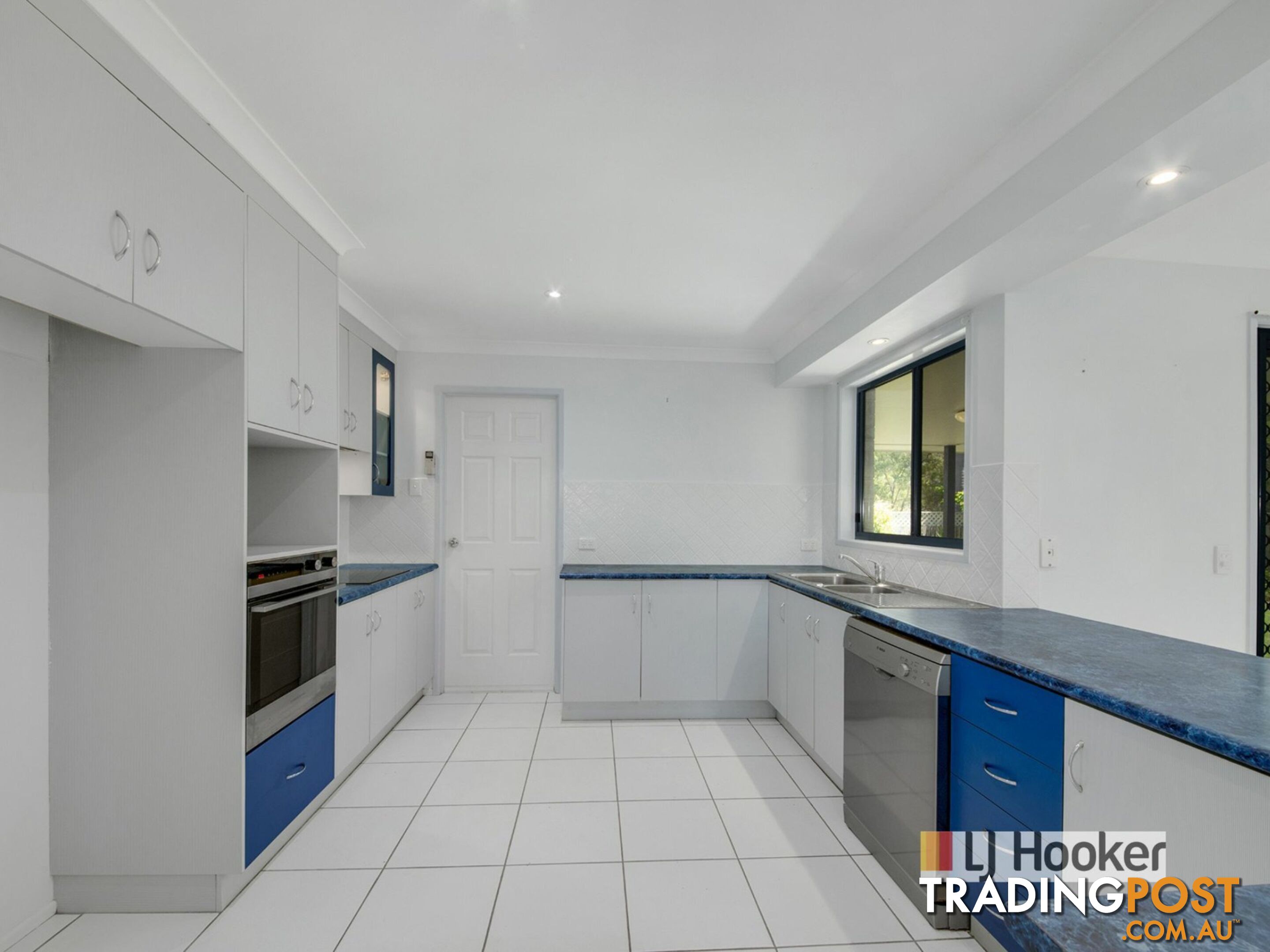 10 Dunn Street TANNUM SANDS QLD 4680