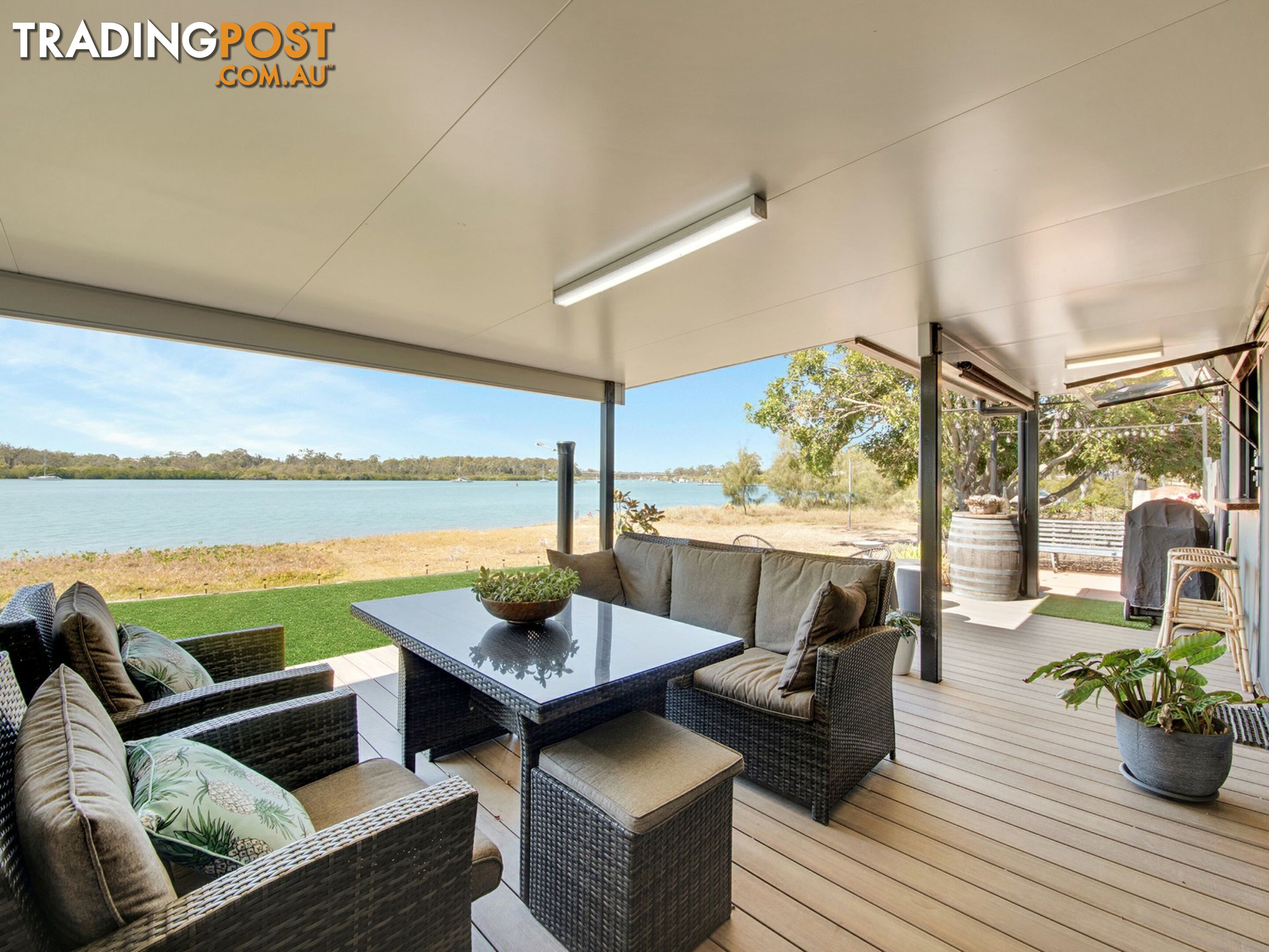 2 Island Esplanade BOYNE ISLAND QLD 4680