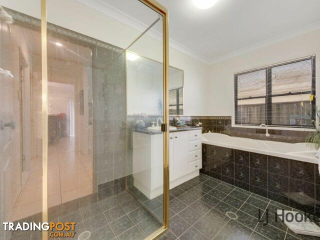 27 Pryde Street TANNUM SANDS QLD 4680