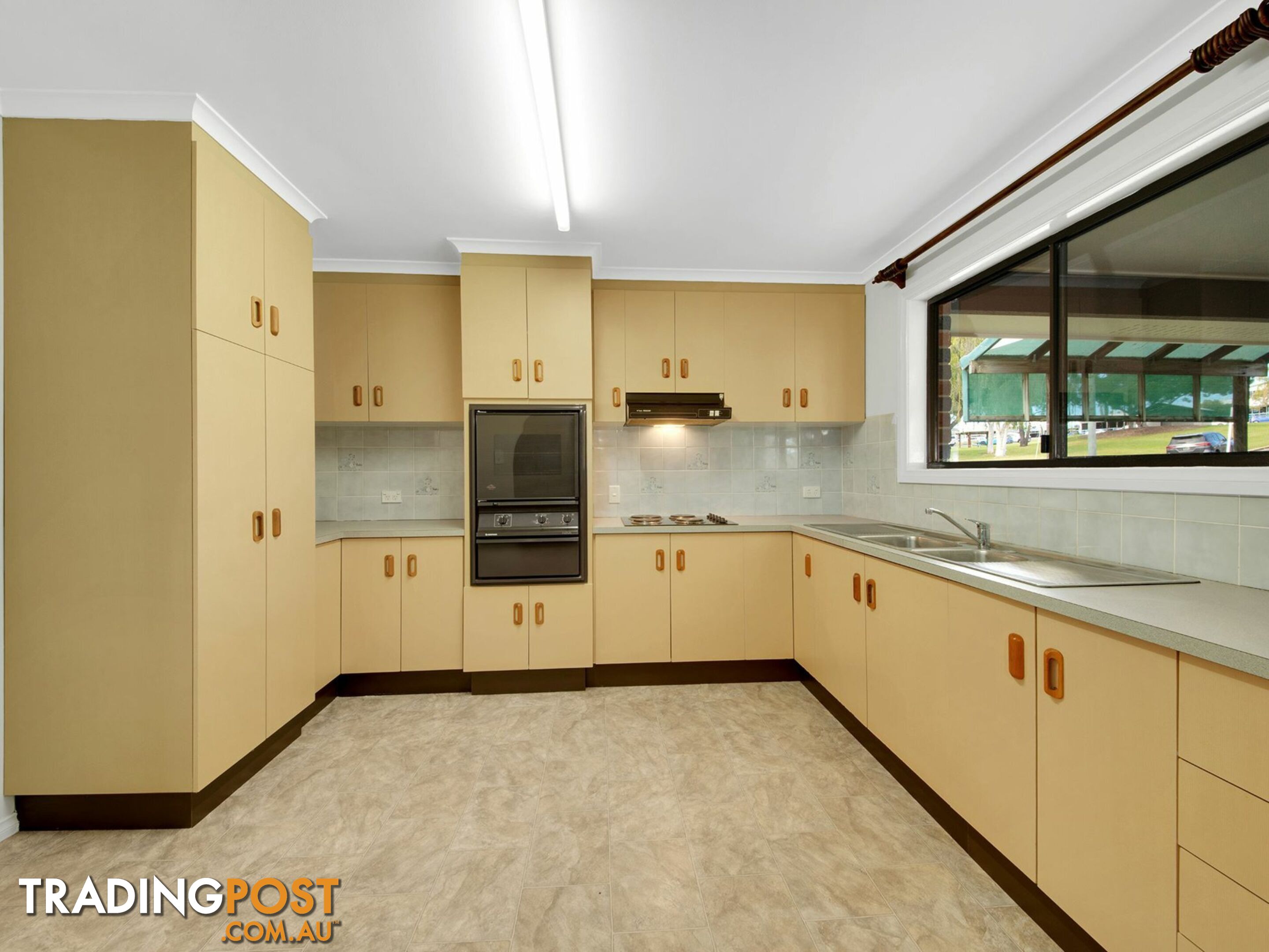 2 Tyson Crescent TANNUM SANDS QLD 4680