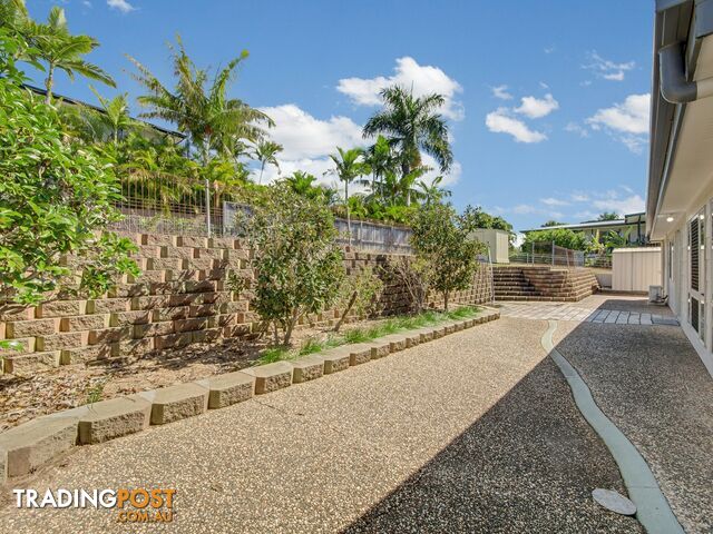 7 Elanora Street BOYNE ISLAND QLD 4680