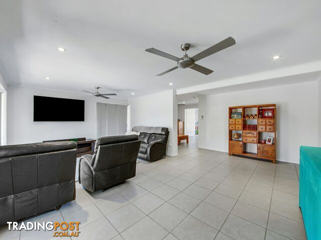 7 Elanora Street BOYNE ISLAND QLD 4680