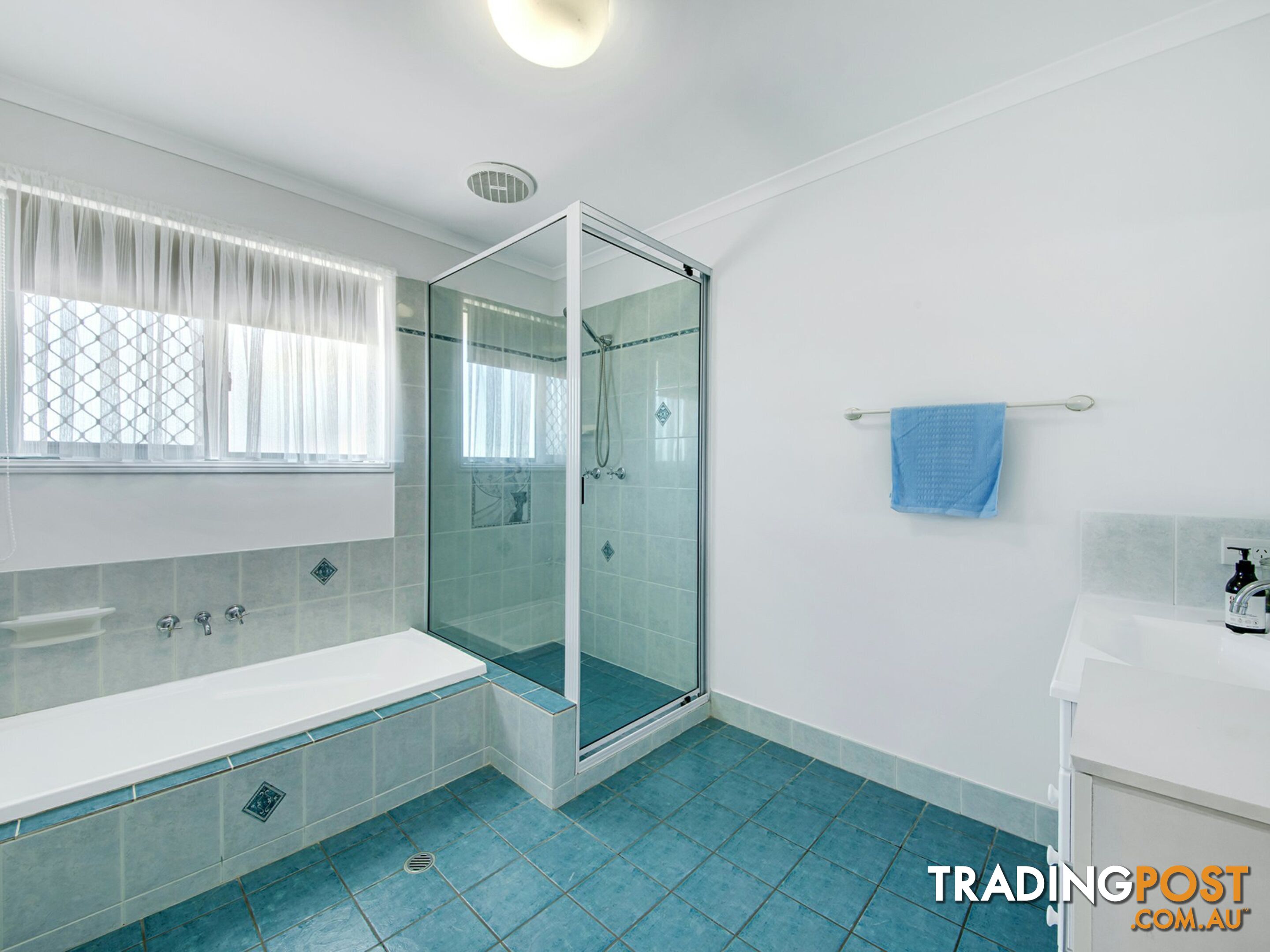 41 Booth Avenue TANNUM SANDS QLD 4680