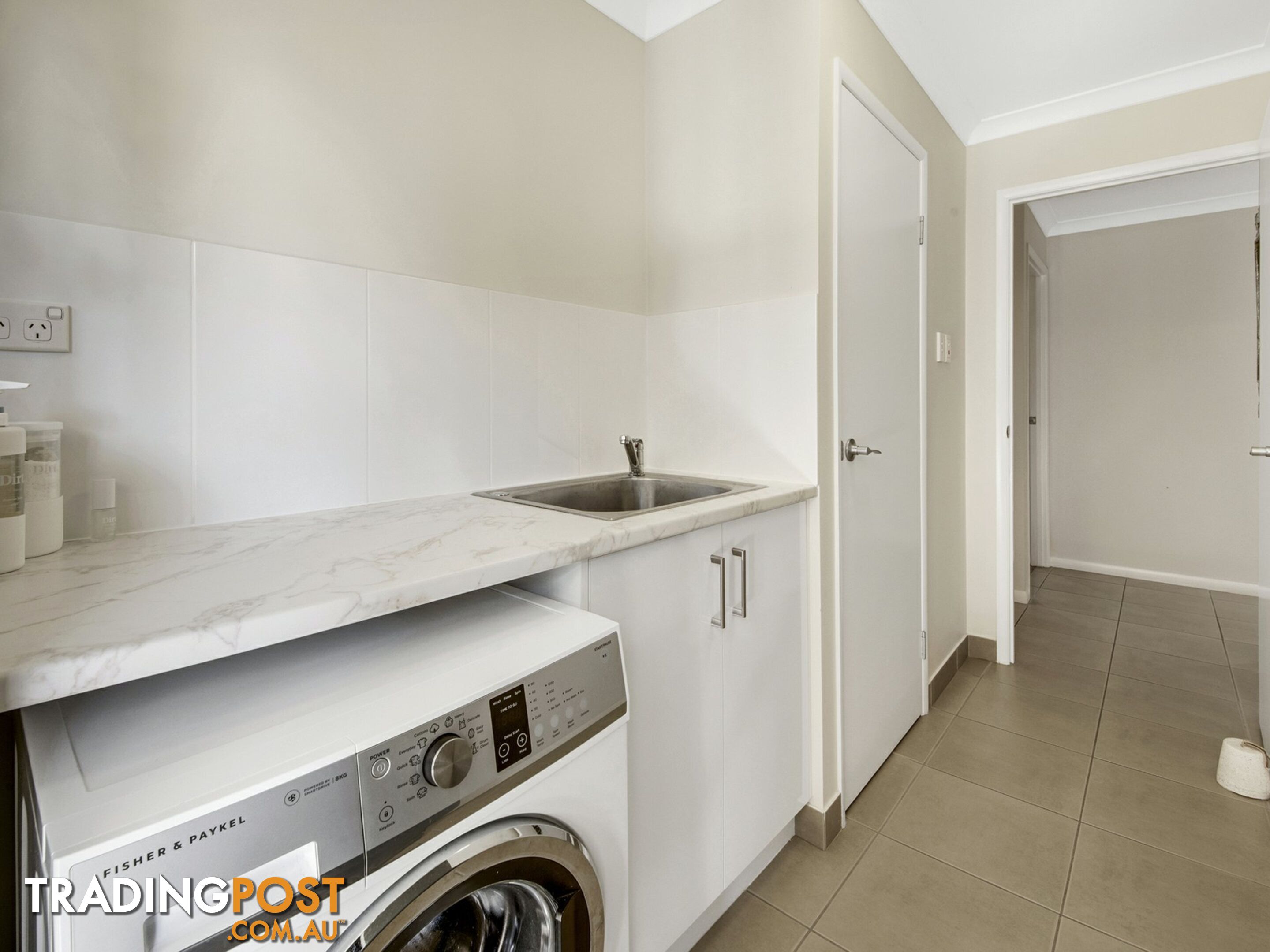 1 Ronpen Close TANNUM SANDS QLD 4680