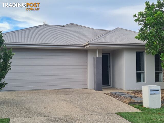 4 Wabby Street BOYNE ISLAND QLD 4680