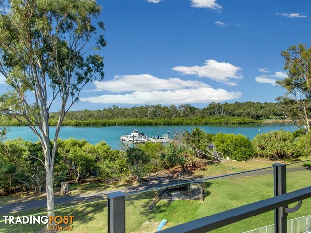 303/10 Wyndham Avenue BOYNE ISLAND QLD 4680