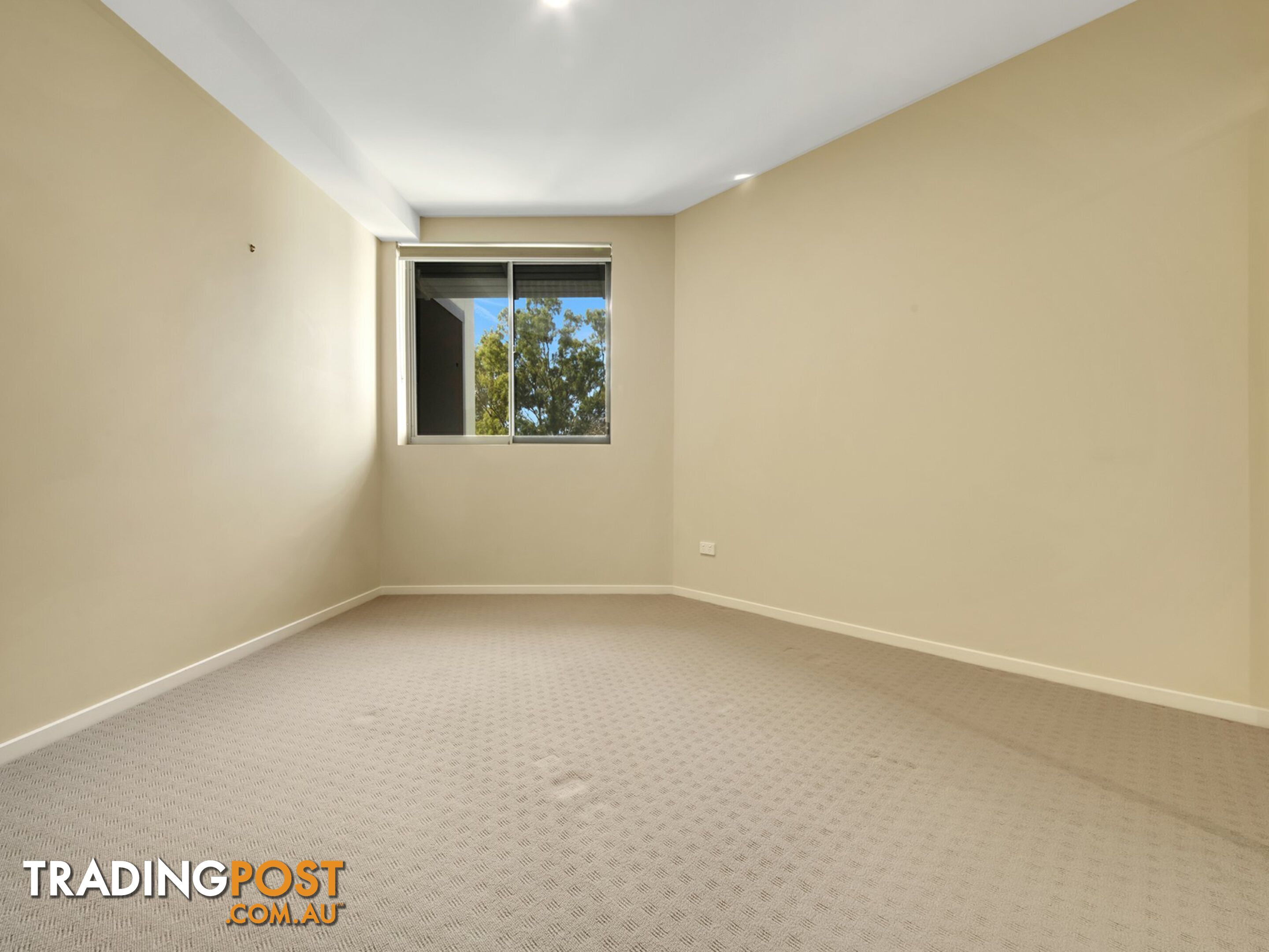 303/10 Wyndham Avenue BOYNE ISLAND QLD 4680