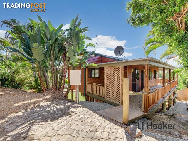 27 Sayre Crescent BOYNE ISLAND QLD 4680