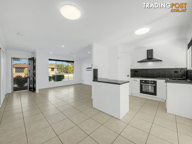 54 Emmadale Drive NEW AUCKLAND QLD 4680