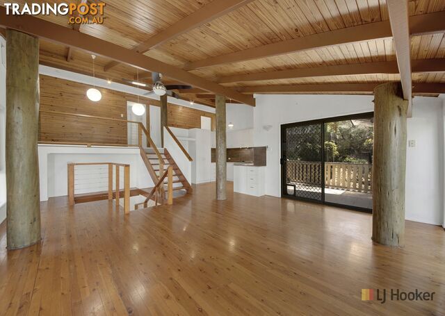 24a Sayre Crescent BOYNE ISLAND QLD 4680 - photo 5 of 20