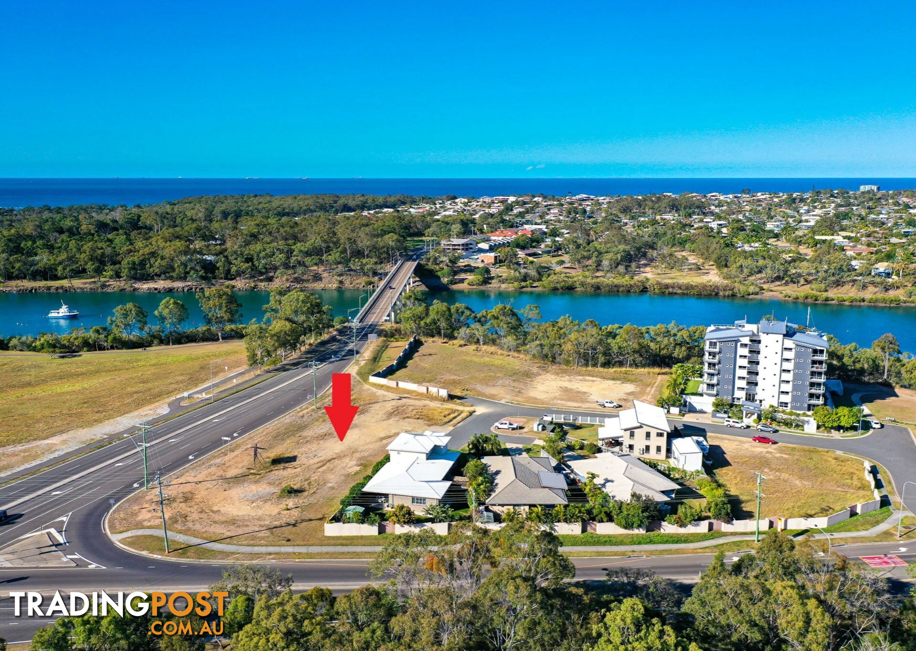 13 The Promenade BOYNE ISLAND QLD 4680