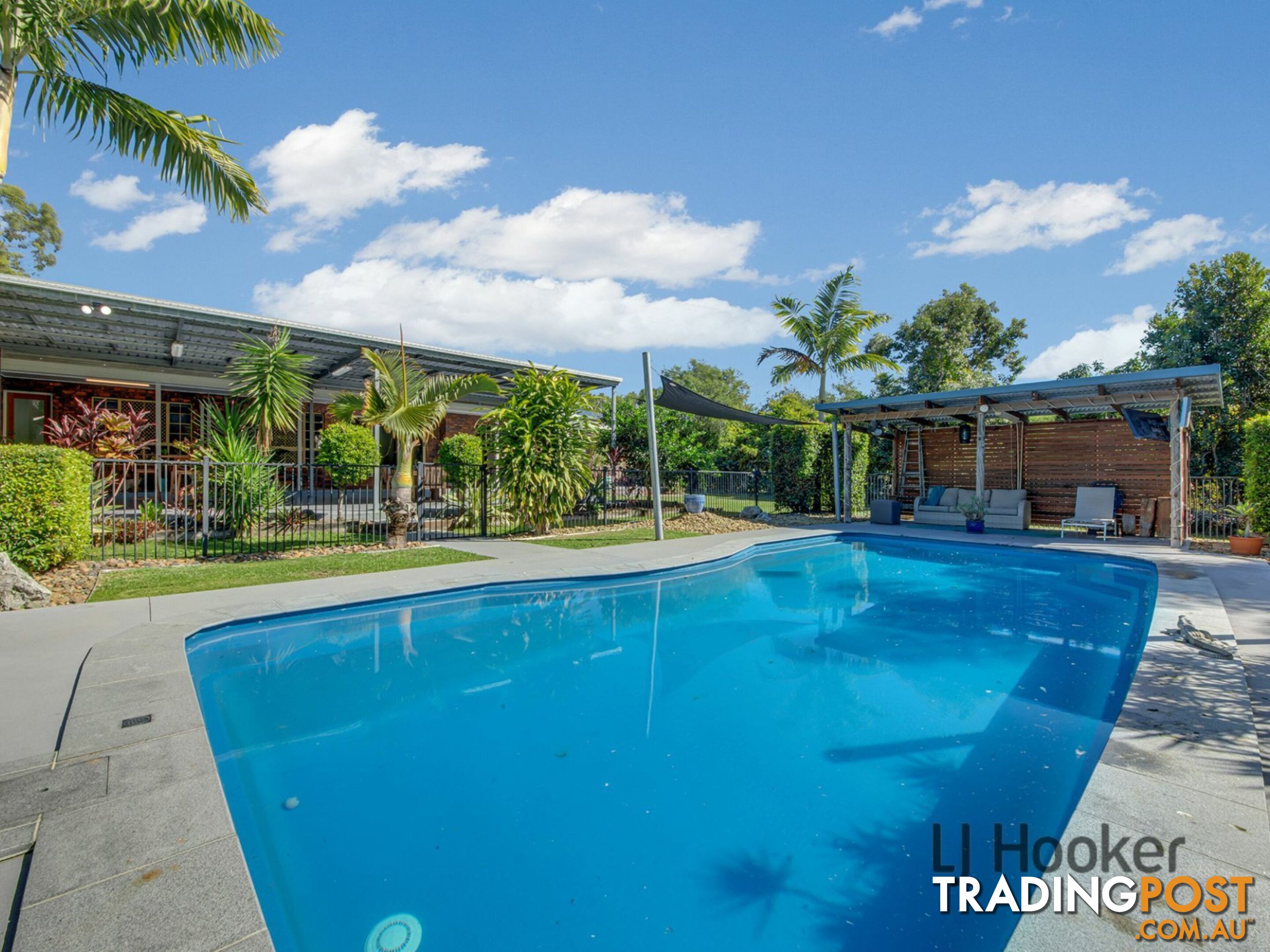 18 Golden Avenue TANNUM SANDS QLD 4680