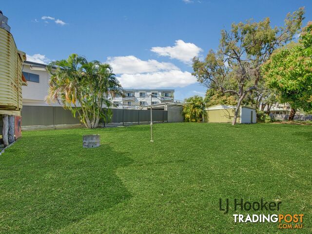 1 Margaret Street TANNUM SANDS QLD 4680