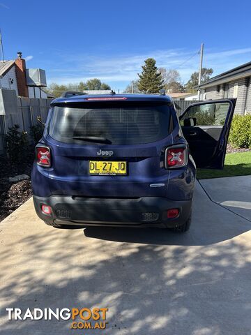 2017 Jeep Renegade Wagon Automatic - photo 2 of 15