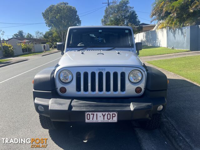 2009 Jeep Wrangler JK Sport Manual - Hard top and Soft top