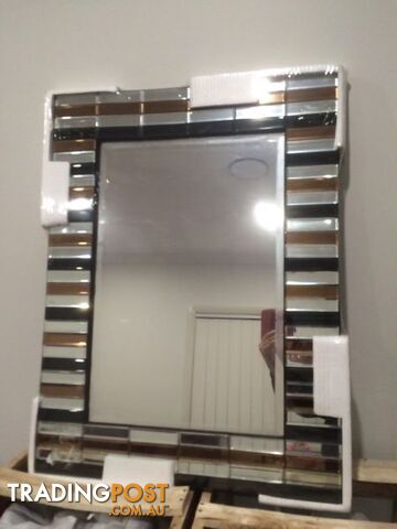 Wanted: Wall frame glass mirror high quality