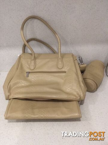 Wanted: Nice lassig baby changing bag new - photo 2 of 4