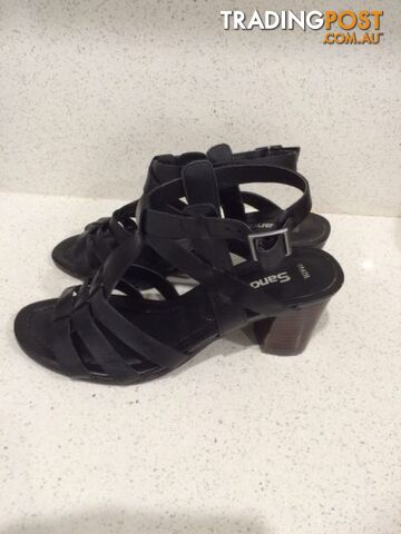 Wanted: Sandler leather shoes - photo 2 of 2