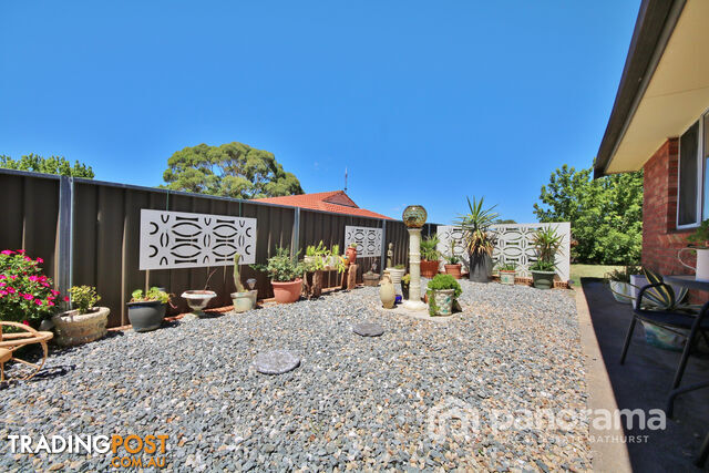 14 Elm Place KELSO NSW 2795